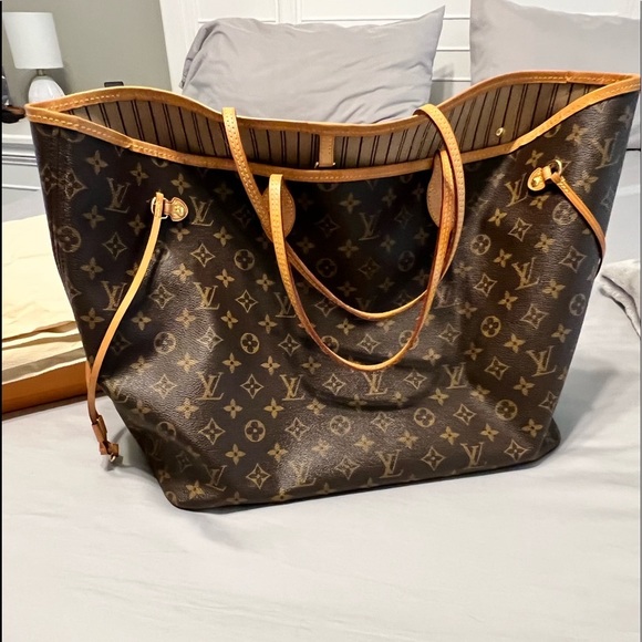 Louis Vuitton Brown Monogram Tote - Picture 1 of 9